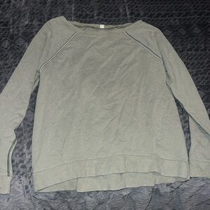 Lululemon Women’s Crewneck Sweatshirt size 12